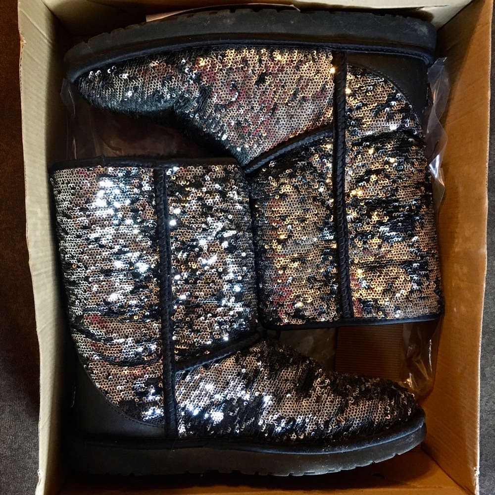 Women’s UGG Boots Black/Silver Sequins
